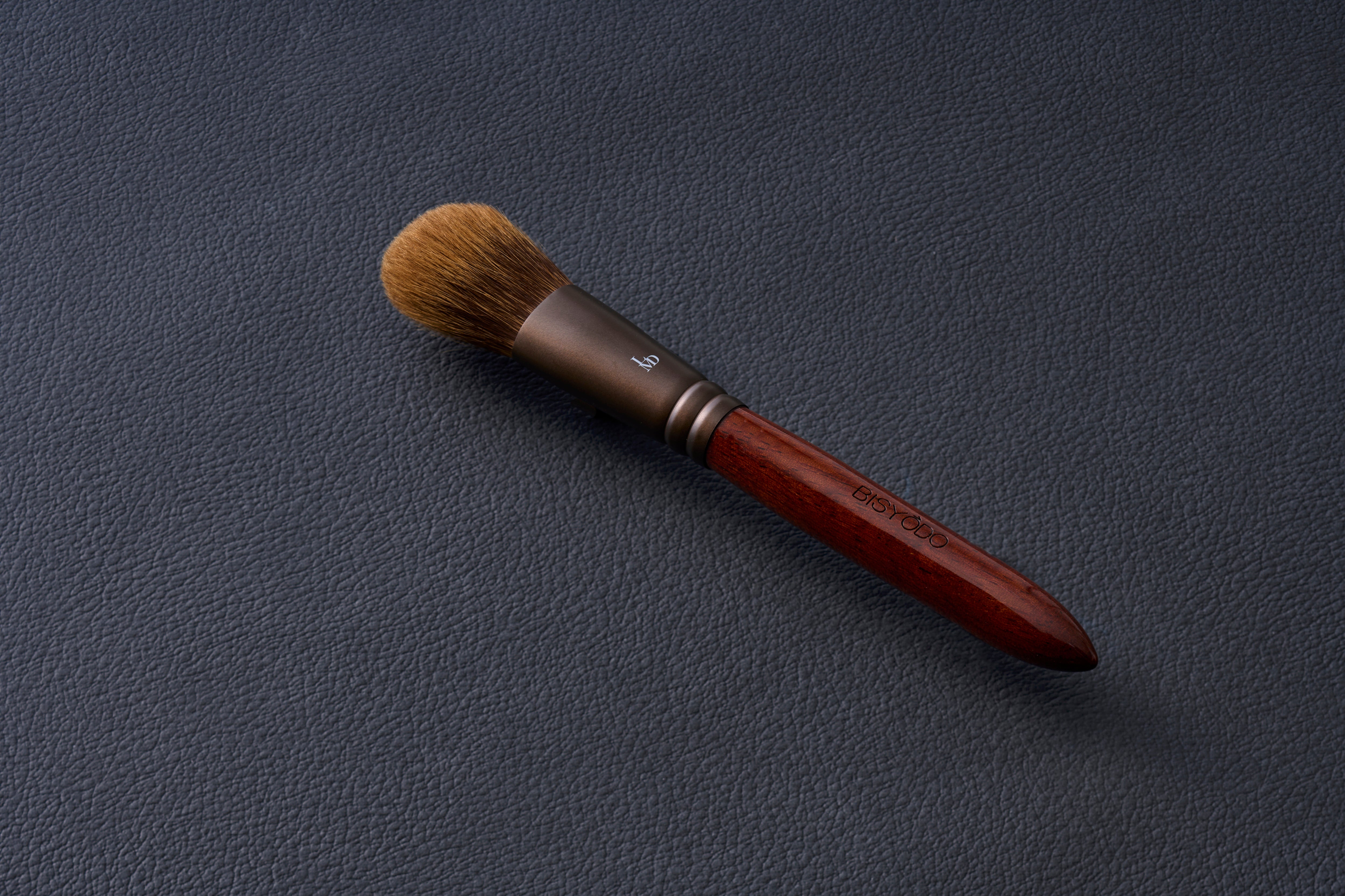 Bisyodo L-C01 LIMITED EDITION Vintage Pine Squirrel Cheek Brush