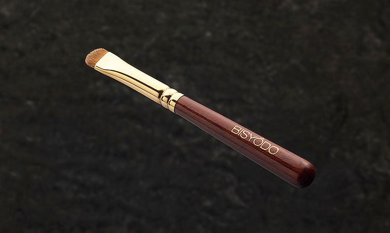 Bisyodo Limited Edition Yakusugi Shadow Liner 2024 Brush