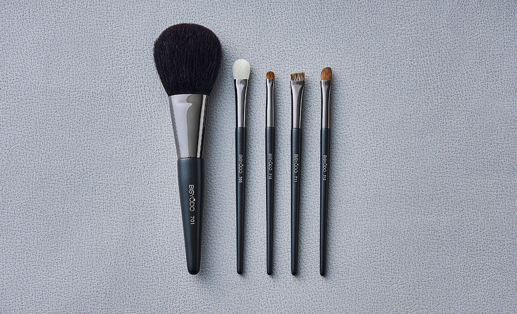 TSUMUGI 5pcs Brushes Set (Brown/Black)