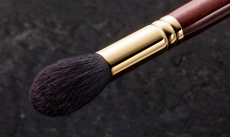 Highlight Cheek Brush