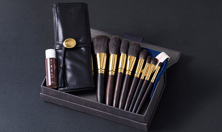 GRAND 8pcs Brushes Set (Gold)